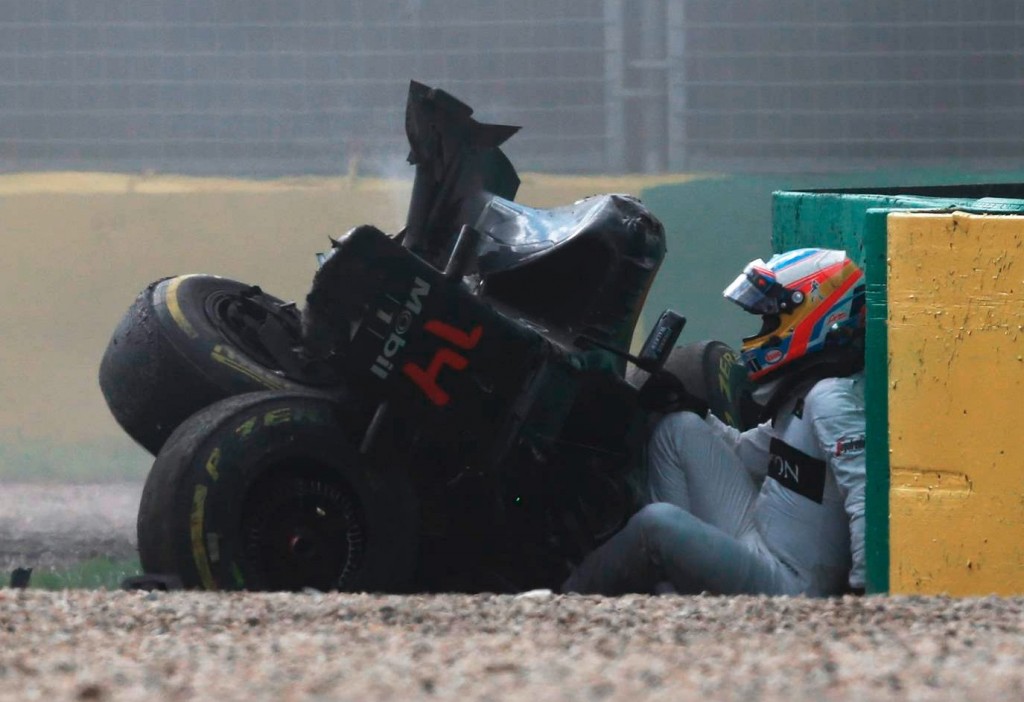 2016, miracolo F1 a Melbourne. Fernando è illeso 2016, miracolo F1 a Melbourne. Fernando è illeso