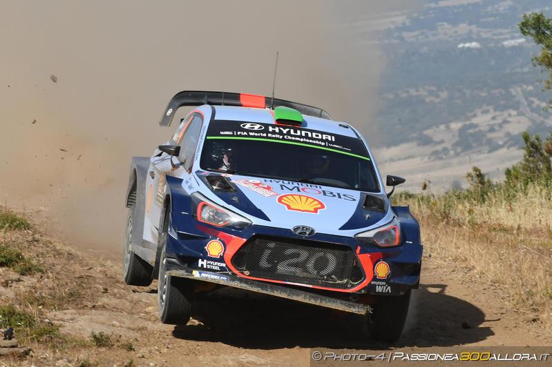 WRC | Sardegna: Paddon conserva la prima posizione, Neuville in recupero