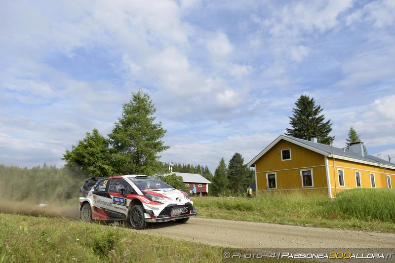 WRC | Finlandia: Latvala fuori dai giochi, Lappi torna primo