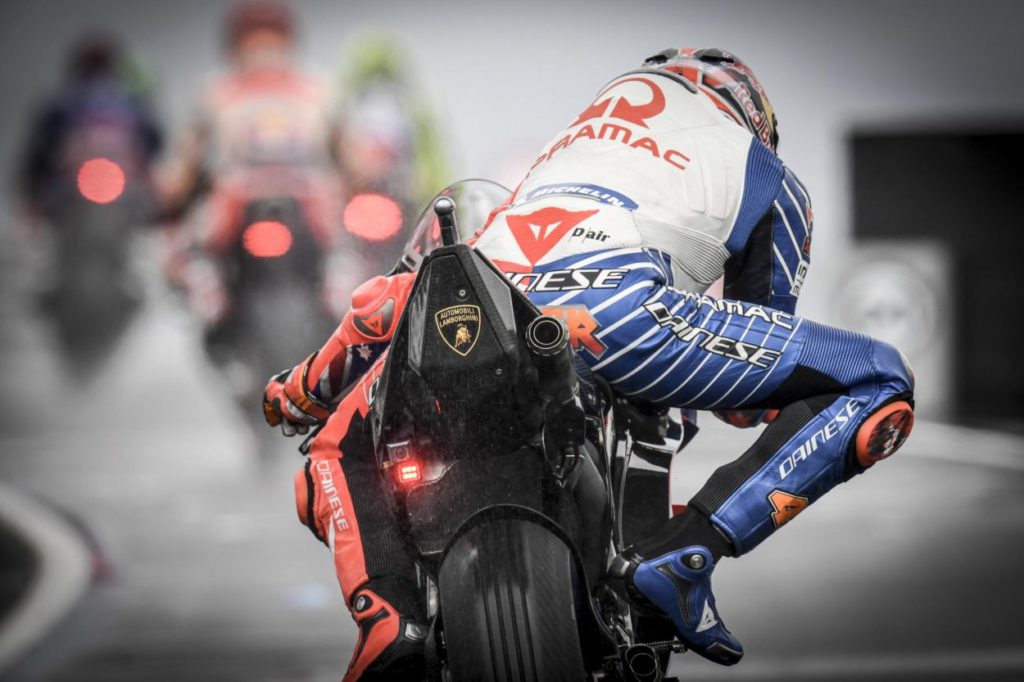 MotoGP | GP Australia: qualifiche rimandate per le condizioni meteo e della pista