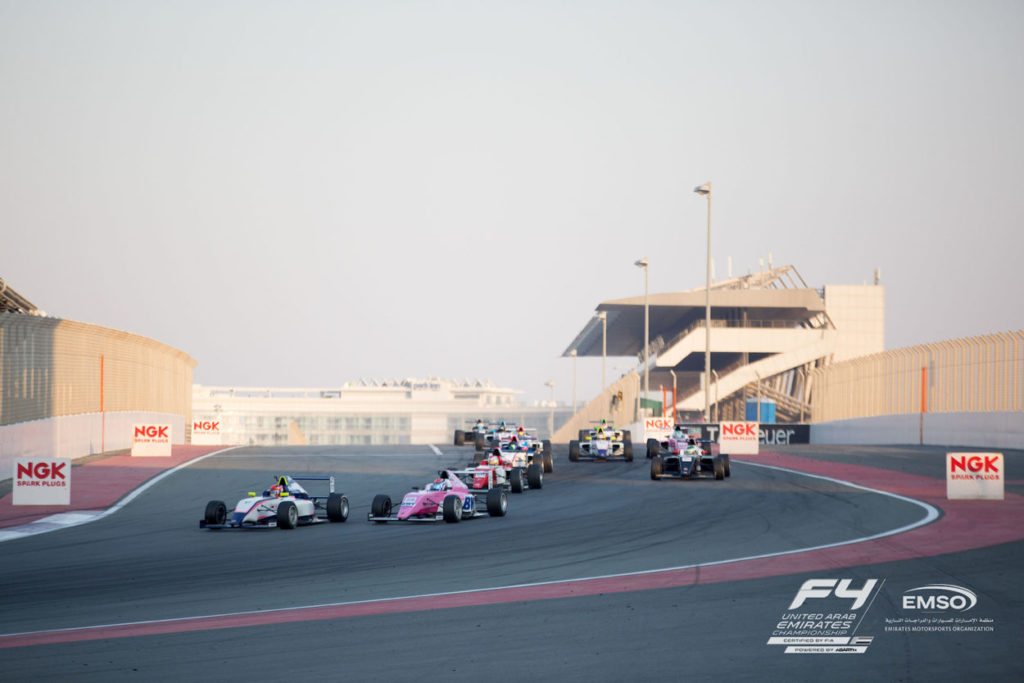 F4 UAE | Trulli e van't Hoff subito in trionfo a Dubai F4 UAE