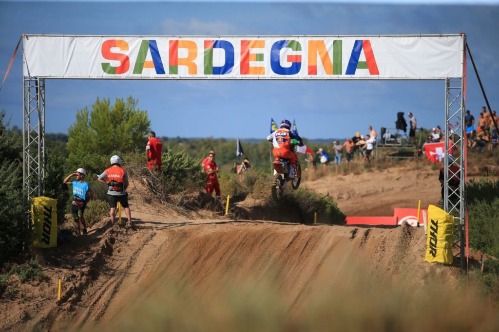 MXGP | GP Sardegna 2021, gara-2: Herlings fa doppietta ed è leader del mondiale