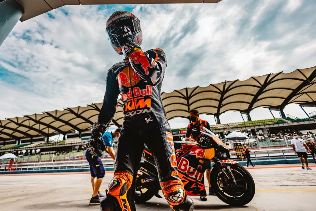 MotoGP | GP Thailandia 2022, Brad Binder (KTM Red Bull): "Quando imboccavo il rettilineo era come avere una coperta davanti agli occhi"