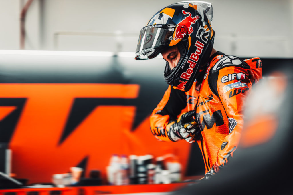 MotoGP | GP Malesia 2022, Fernández (KTM Tech3): "Mi sono divertito nel guidare la moto e stavo guidando come un ragazzino"