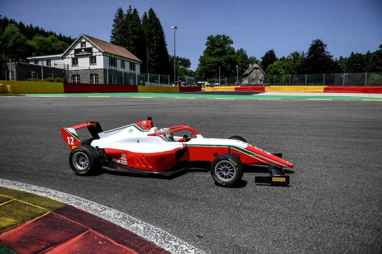 F4 Italia | Spa-Francorchamps 2022: Andrea Kimi Antonelli Inarrestabile ...