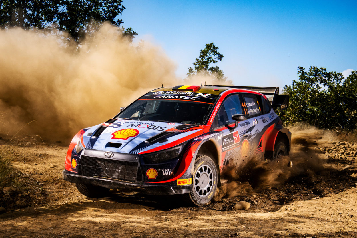 WRC | Rally dell'Acropoli 2022, PS11-13: anche Lappi out, Neuville guida una tripletta Hyundai