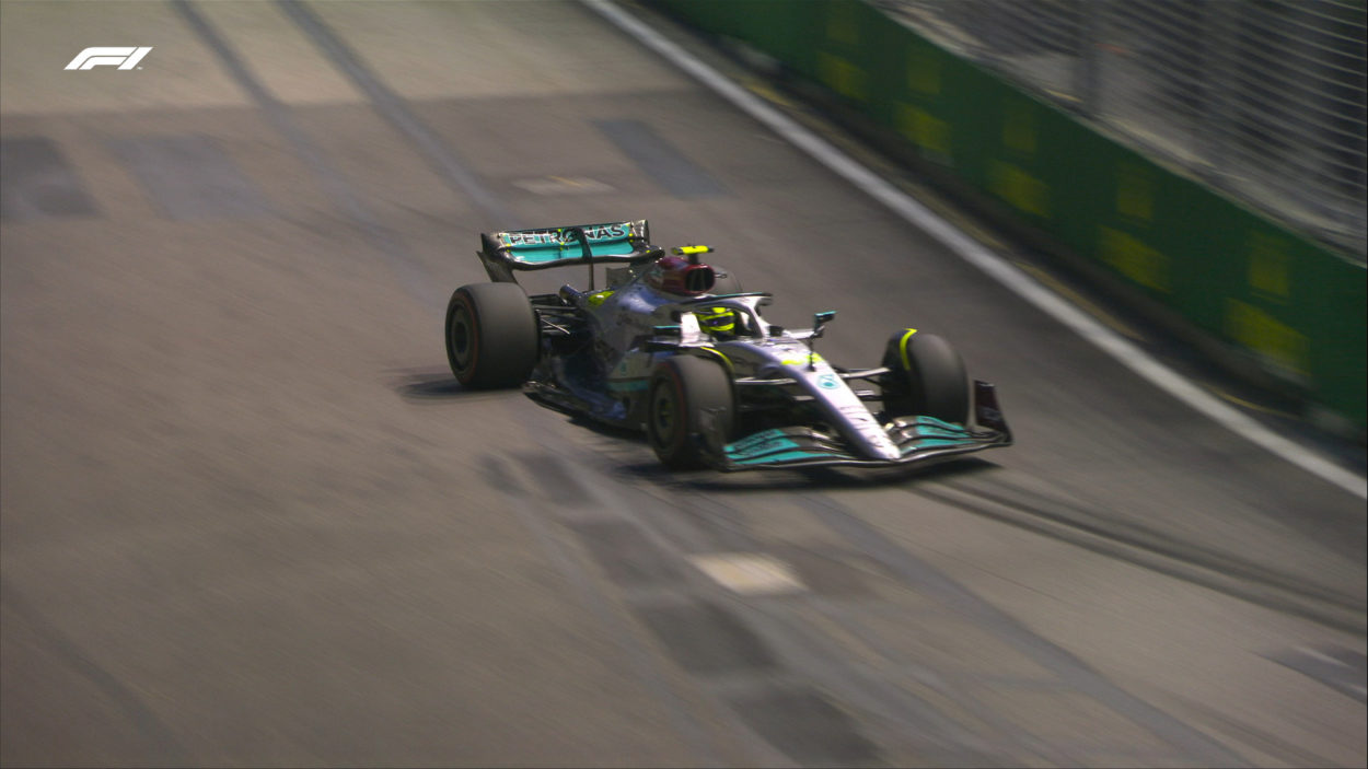 F1 | GP Singapore 2022, FP1: Hamilton si prende la testa su Verstappen e Leclerc