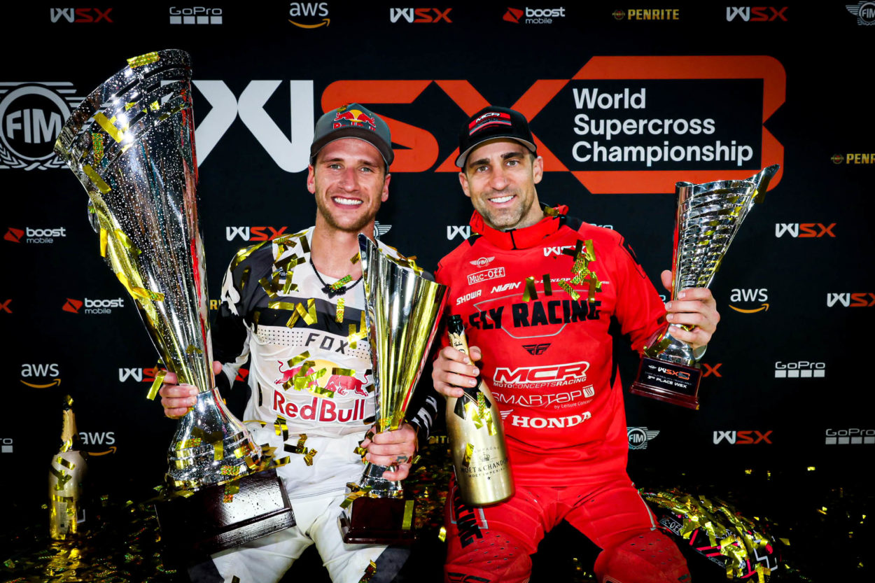 Roczen e Brayton al Supercross di Parigi con Honda Genuine Racing