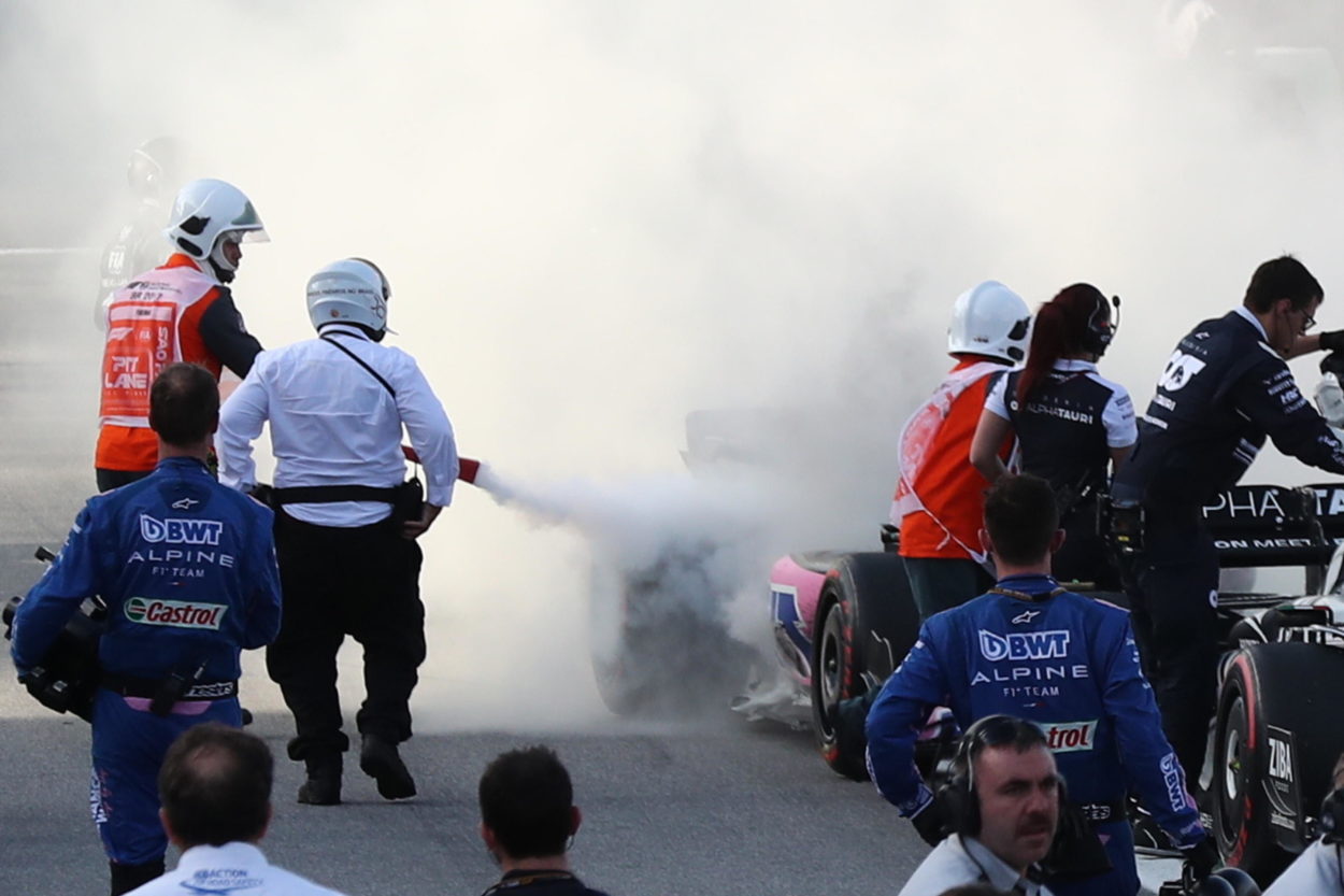 F1 | GP San Paolo 2022: Alpine sostituisce (senza penalità) la PU di Ocon dopo il fuoco di ieri