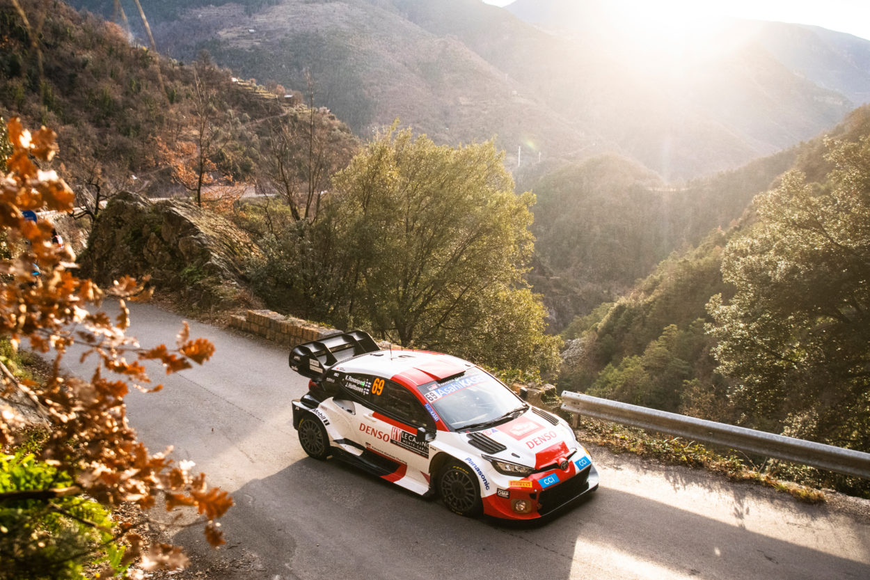WRC | Rally di Montecarlo 2023, PS6-8: Ogier mantiene il vantaggio a fine giornata, Rovanperä secondo