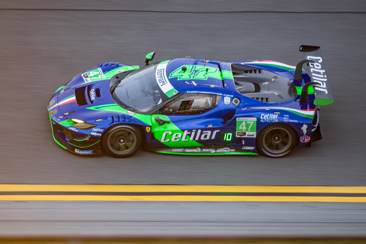 Cetilar Racing in top 10 nelle qualifiche della 24 ore di Daytona 2023