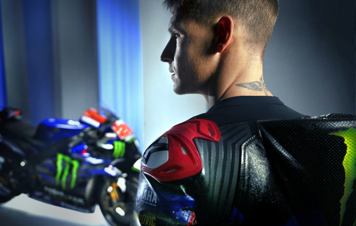 MotoGP | Le immagini della livrea 2023 della Yamaha M1