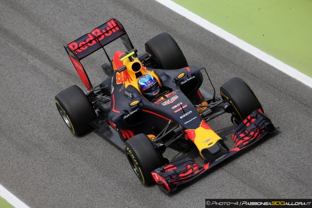 F1 | GP Spagna, prove libere: la parola a Williams e Red Bull