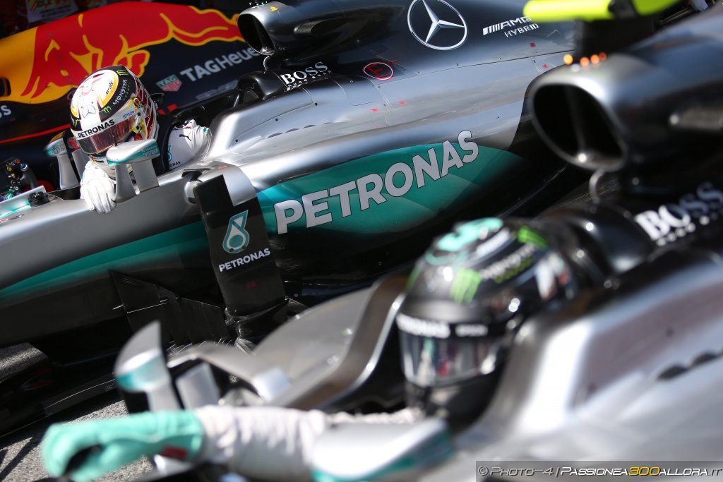 F1 | Lauda: perché Rosberg dovrebbe andare in Ferrari?